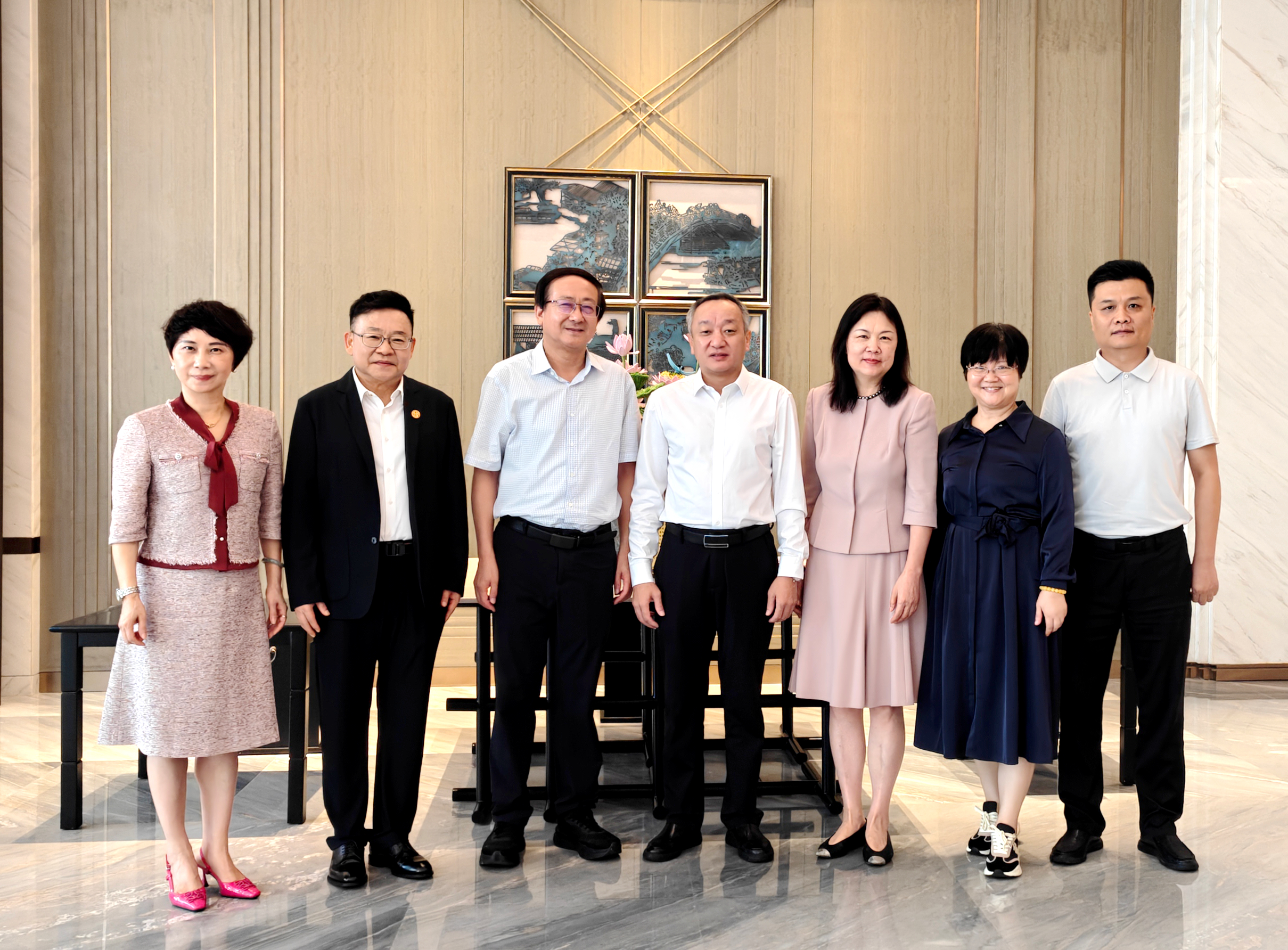 学校党委书记孙彧一行拜访河南省委统战部 共商校地合作